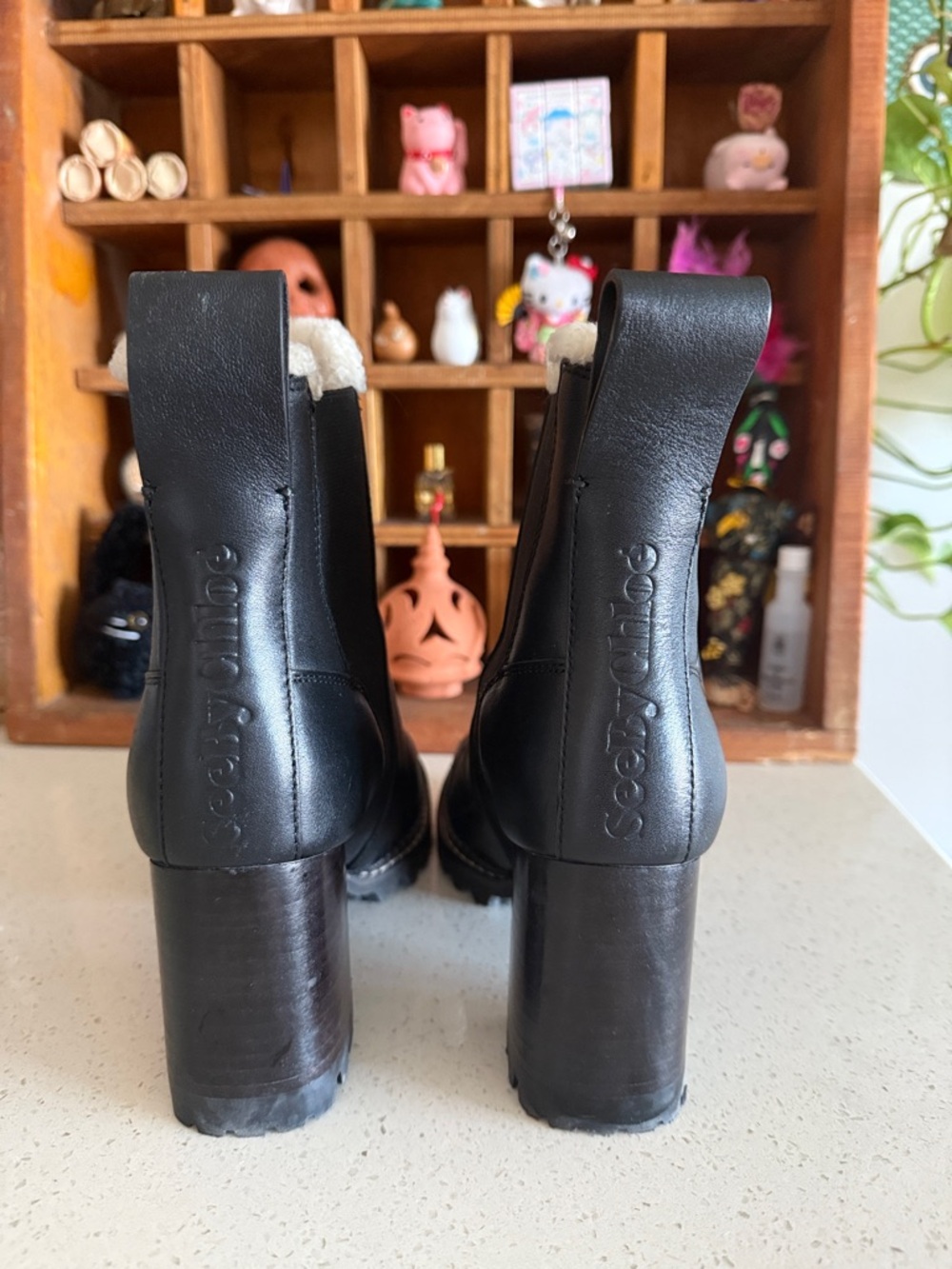 See by Chloe Lug Sole Shearling Lined Chelsea Boot - Picture 4 of 7